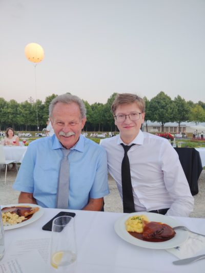 Einer der Gäste, die der Abgeordnete Paul Knoblach zum Sommerempfang des Landtags im Schlosspark Schleißheim einladen konnte, war der russische Oppositionelle Alexej Schwarz, der heute in Schweinfurt lebt.