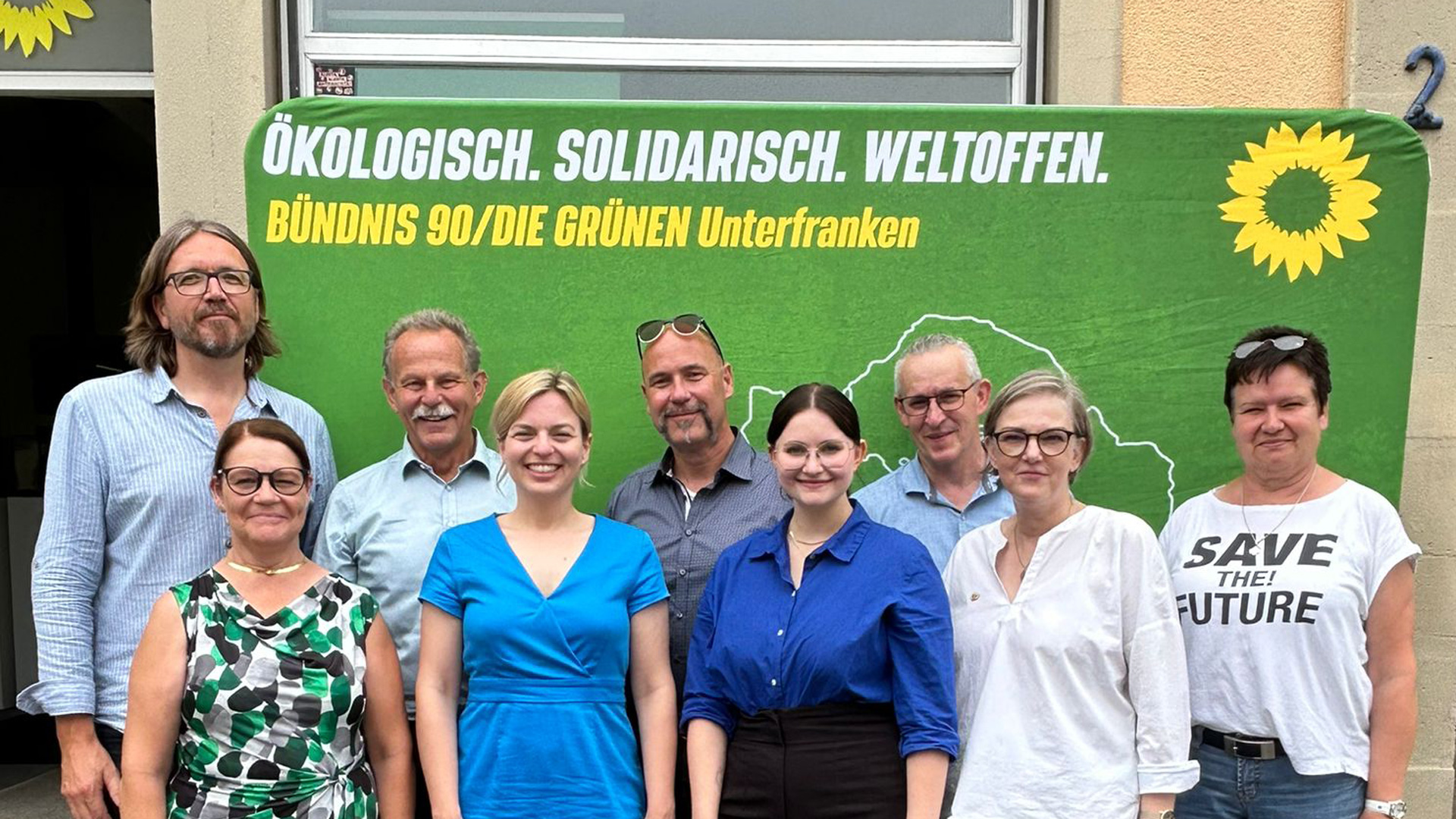 MdL Paul Knoblach (dritter von links) gemeinsam mit der Fraktionsvorsitzenden der Landtags-Grünen Katharina Schulze (vierte von links) zu Besuch beim Grünen Kreisverband Haßberge.