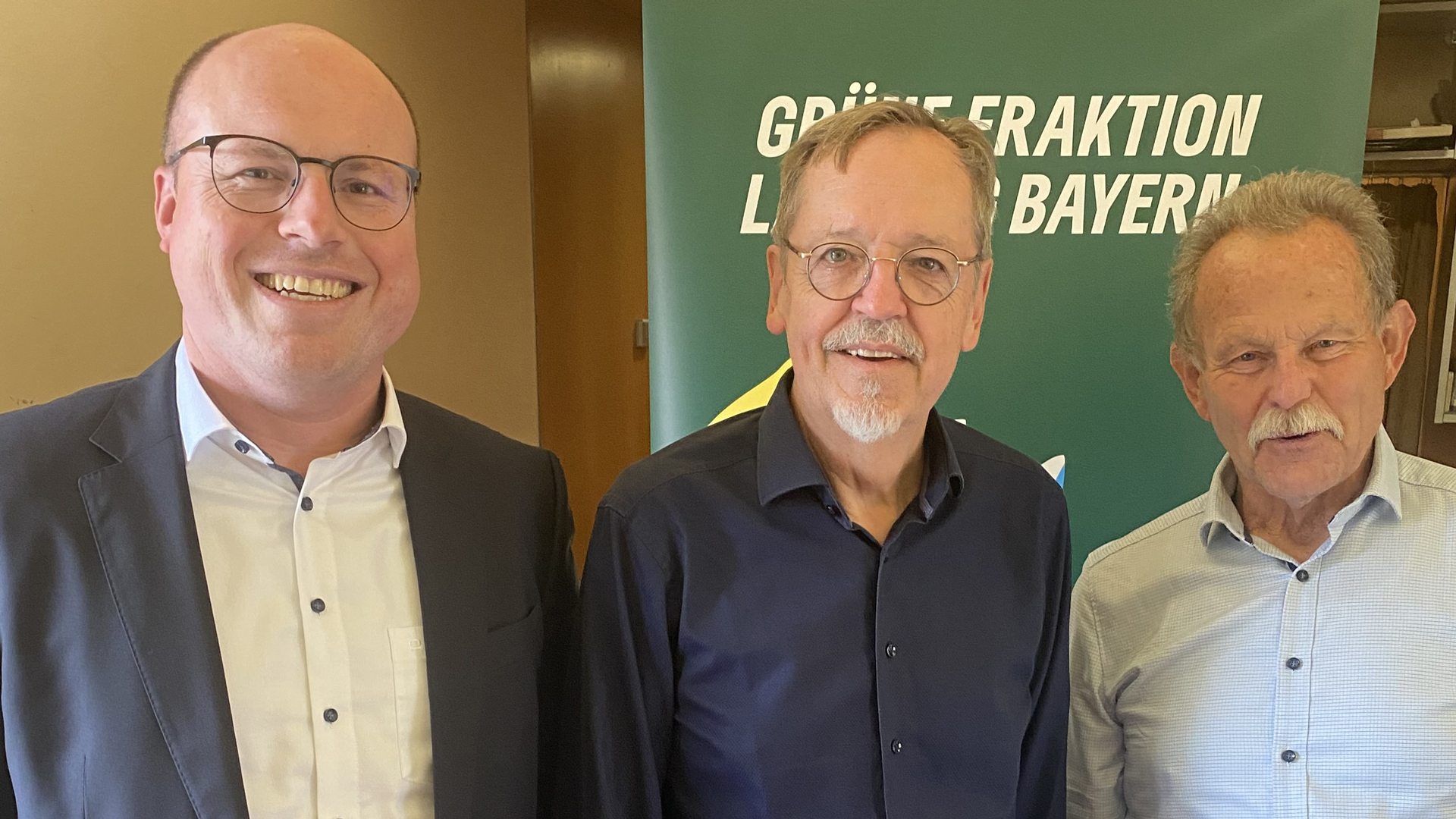 Dominik Ebert vom Bauverein und Agenda-Sprecher Jochen Keßler-Rosa (Mitte) diskutierten beim Brennpunktgespräch mit dem Abgeordneten Paul Knoblach über das Thema bezahlbaren Wohnraum. Foto: Hannes Helferich